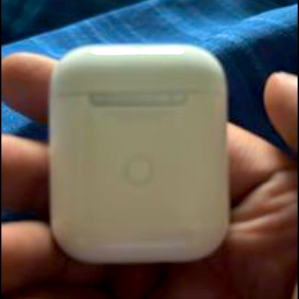 Apple AirPods second generation